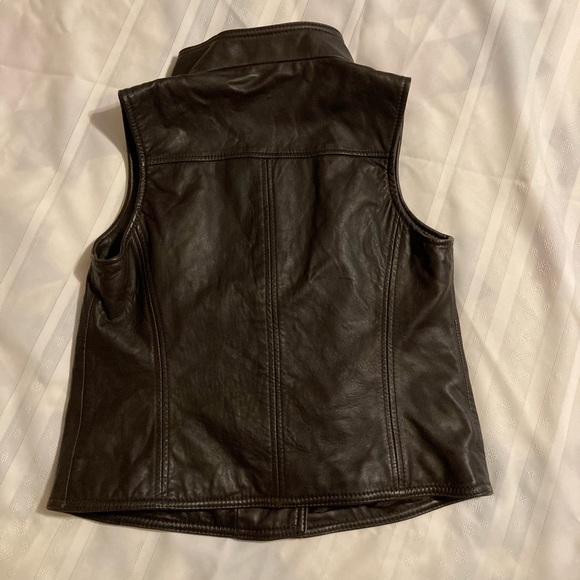 Liz Claiborne Leather Vest - Picture 2 of 8